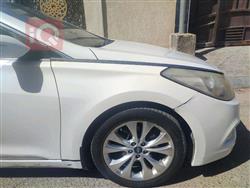 هیوندای ازێرا